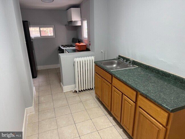 Foto del edificio - 1142 E Price St