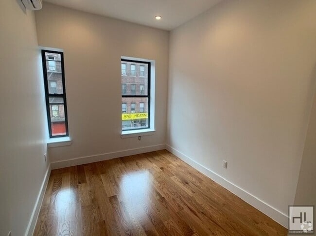 Building Photo - ROGERS AVENUE / 1-Bed 1-Bath