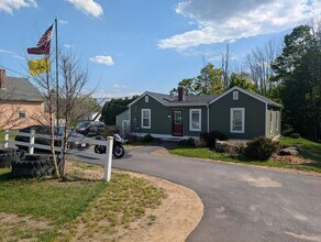 Building Photo - 381 1st NH Turnpike