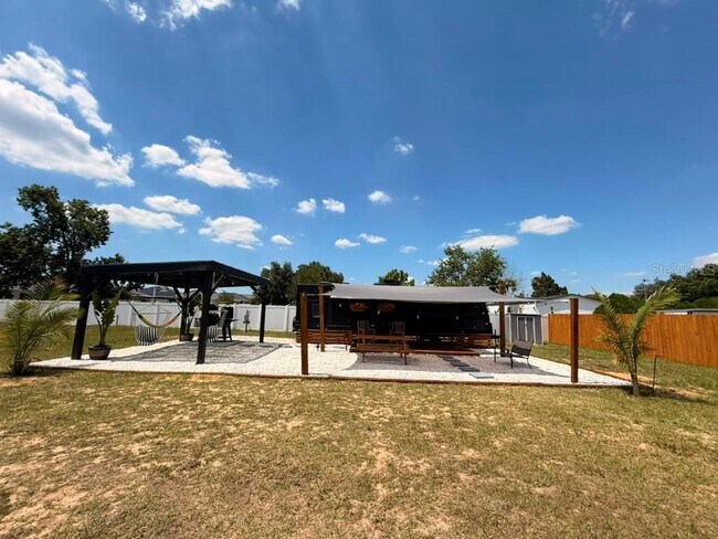 Foto del edificio - 4040 N 10th St