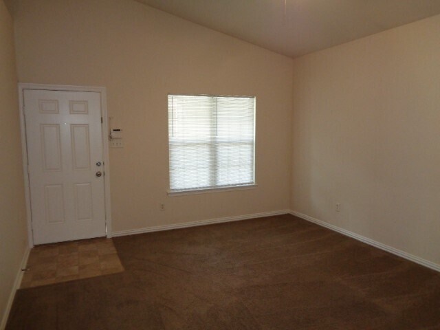 Foto del edificio - 21406 Berry Vine St