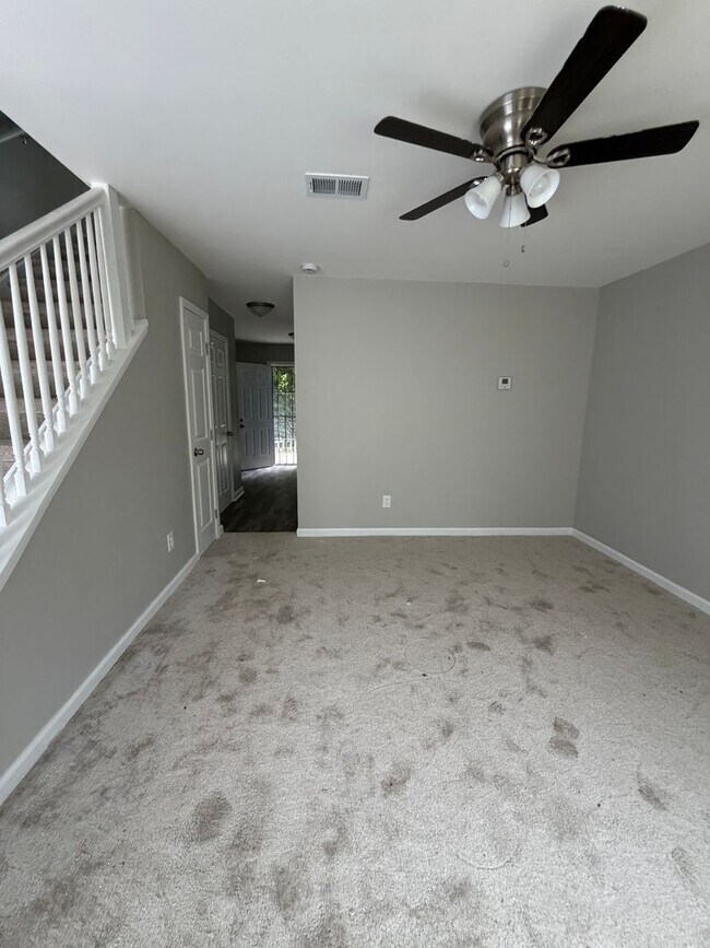 Photo - Newly Renovated 2-Bedroom Townhouse in a Prime Location!