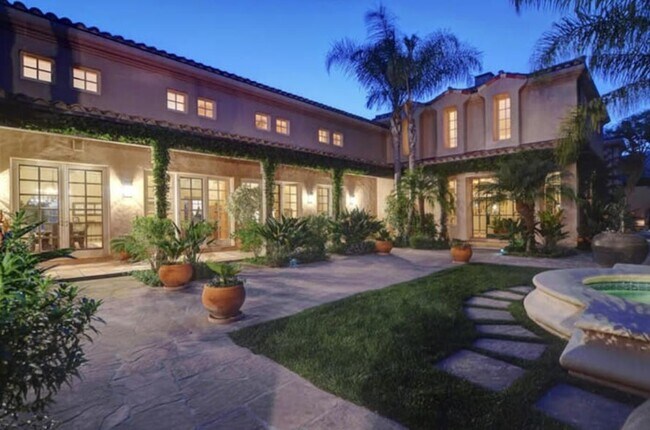 Foto del edificio - 3756 Foothill Rd