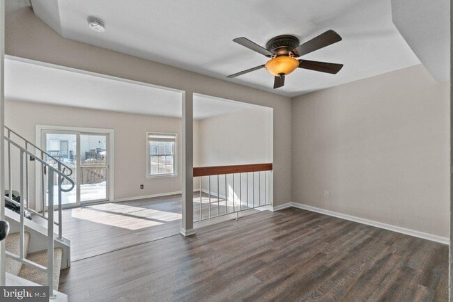 Foto del edificio - 5 Bardia Ct