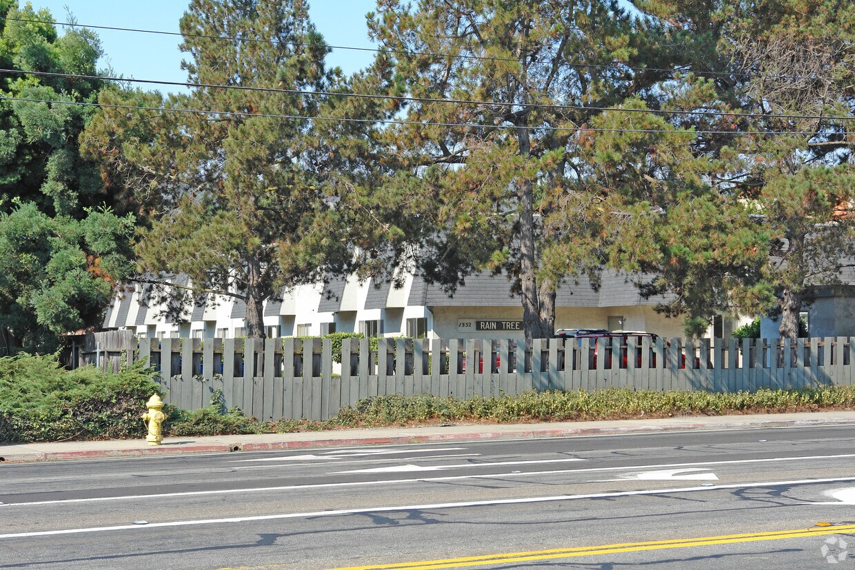 Building Photo - 1552 El Tigre Ct