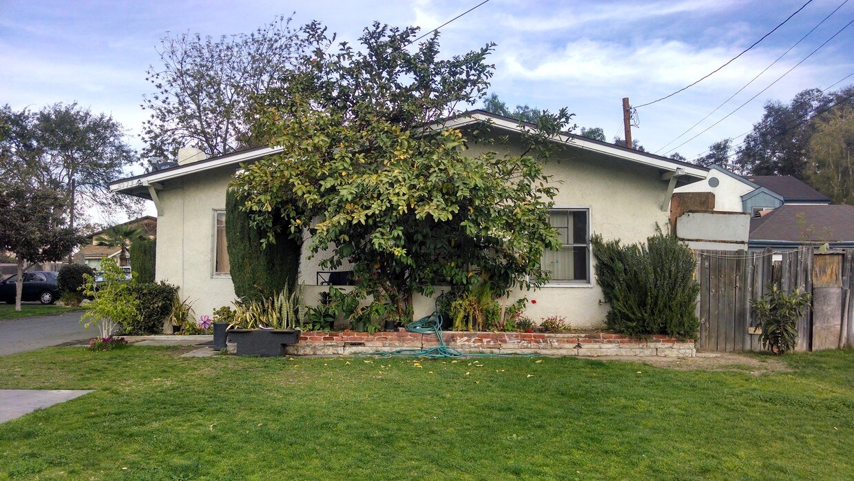 8273 W Cerritos Ave, Stanton, CA 90680 House Rental in Stanton, CA