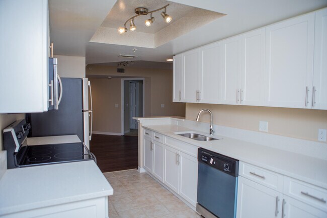 Building Photo - 4179 Haverhill Rd