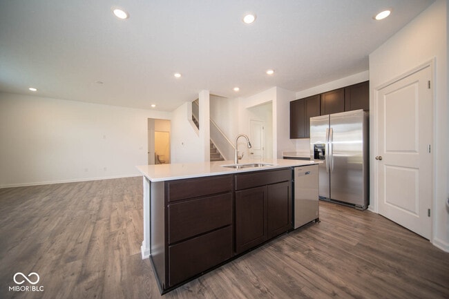 Building Photo - 60 Varner Dr