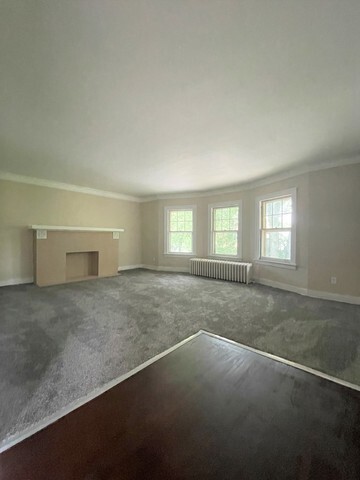 Building Photo - 621 Raub St