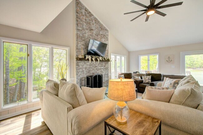 Foto del edificio - 16920 Landover Rd