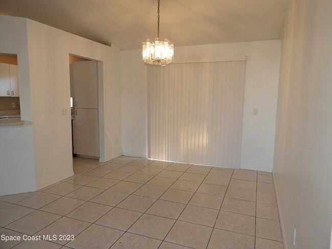 Building Photo - 1380 Rila St SE