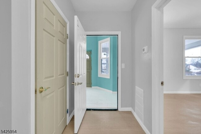 Foto del edificio - 123 Dodd St