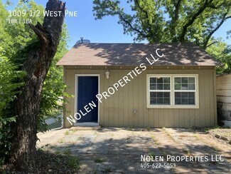 Building Photo - 1009 West Pne