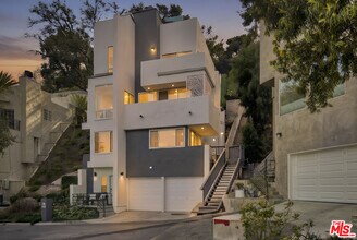 Building Photo - 4110 Vanetta Pl