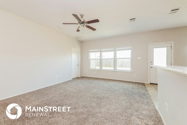 Building Photo - 1613 Audrey Dr
