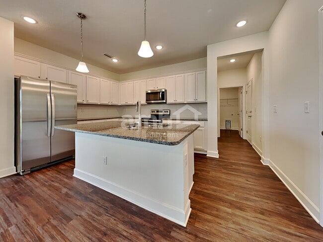 Foto del edificio - 957 Tan Tara Trl