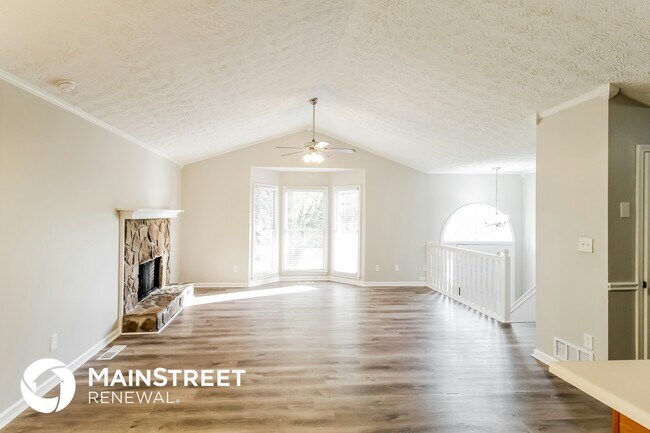 Foto del edificio - 15 Silverthorne Cir