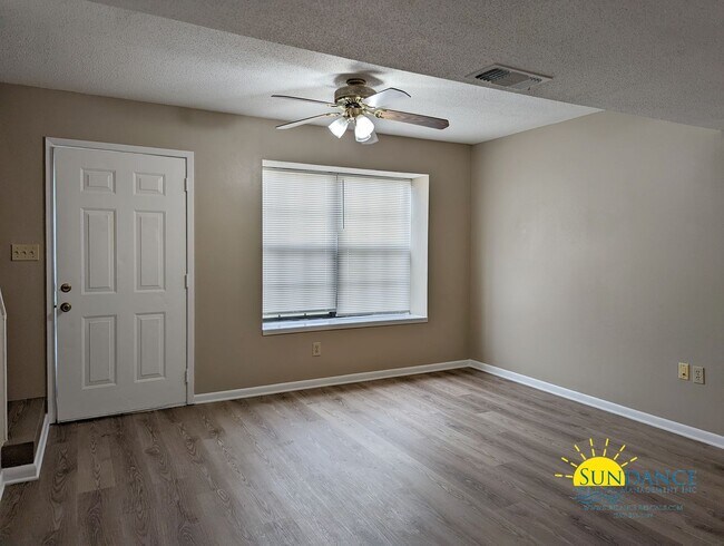 Foto del edificio - Nice 2 Bedroom Townhouse in Fort Walton Be...