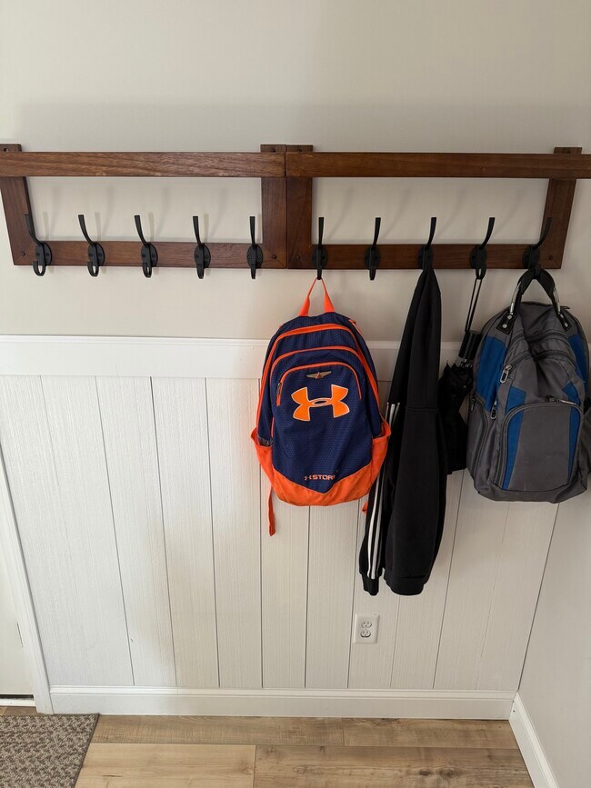 Building Photo - 69 Wildwood Dr