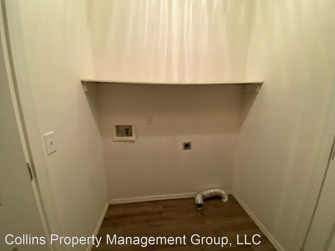 Primary Photo - 3 br, 2 bath House - 2923 E Bradford St