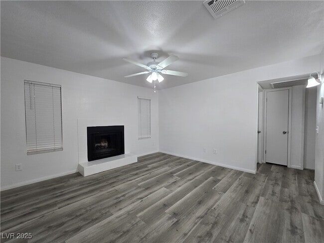 Building Photo - 2742 Alicialynn Way