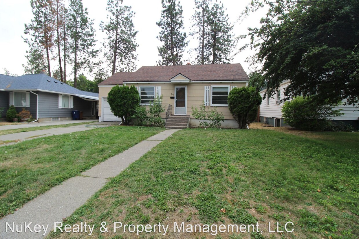 Primary Photo - 2 br, 1 bath House - 924 E. 39th Ave.