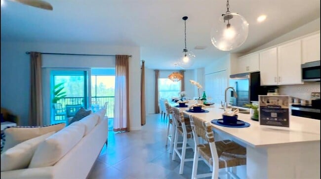 Building Photo - 14231 Heritage Landing Blvd