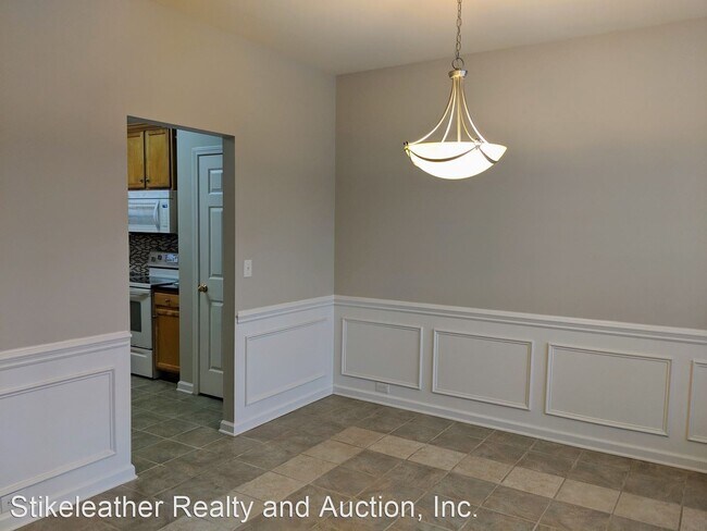 Foto del edificio - 5 br, 3 bath House - 125 Morrocroft Lane