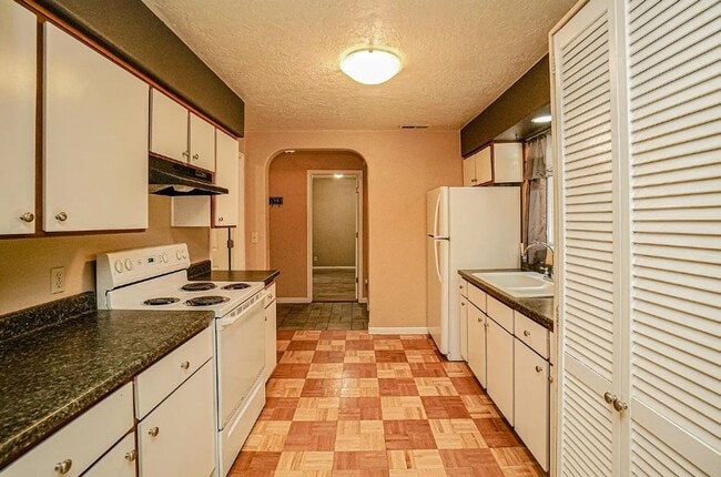 Foto del edificio - Cozy Cottage Style Home for Rent