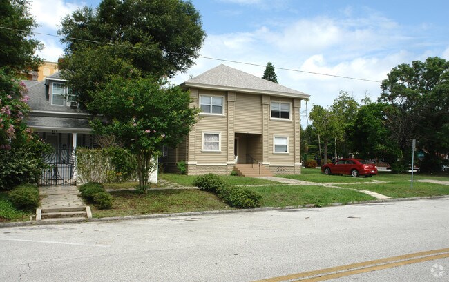 Building Photo - 309 7th St S