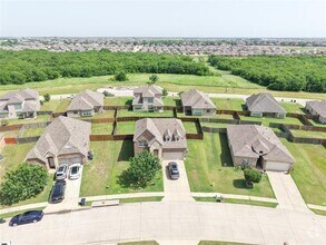 Building Photo - 3114 Flowering Springs Dr