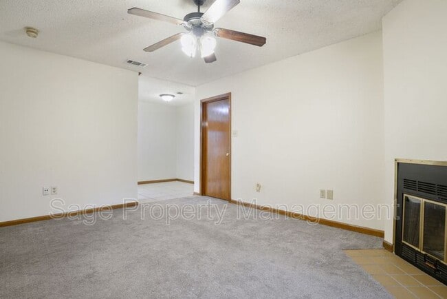 Building Photo - 16633 Missionary Ridge Ct