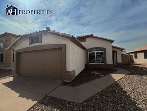 Building Photo - 9543 W Sunnyslope Ln