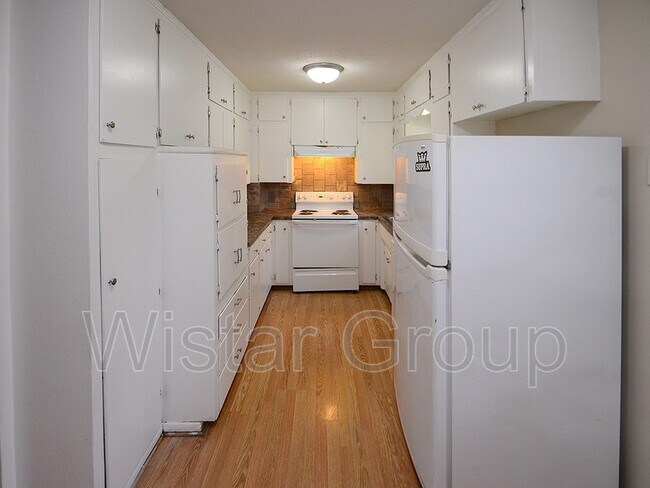 Building Photo - 7524 Sherman Dr