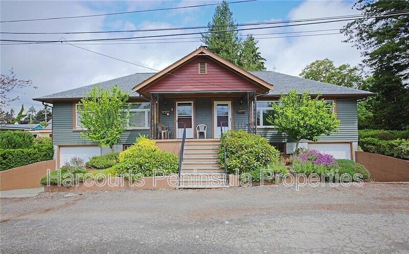 Primary Photo - 2 Webster Pl