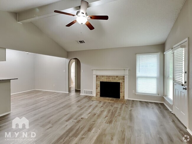 Building Photo - 1509 Brook Forest Dr