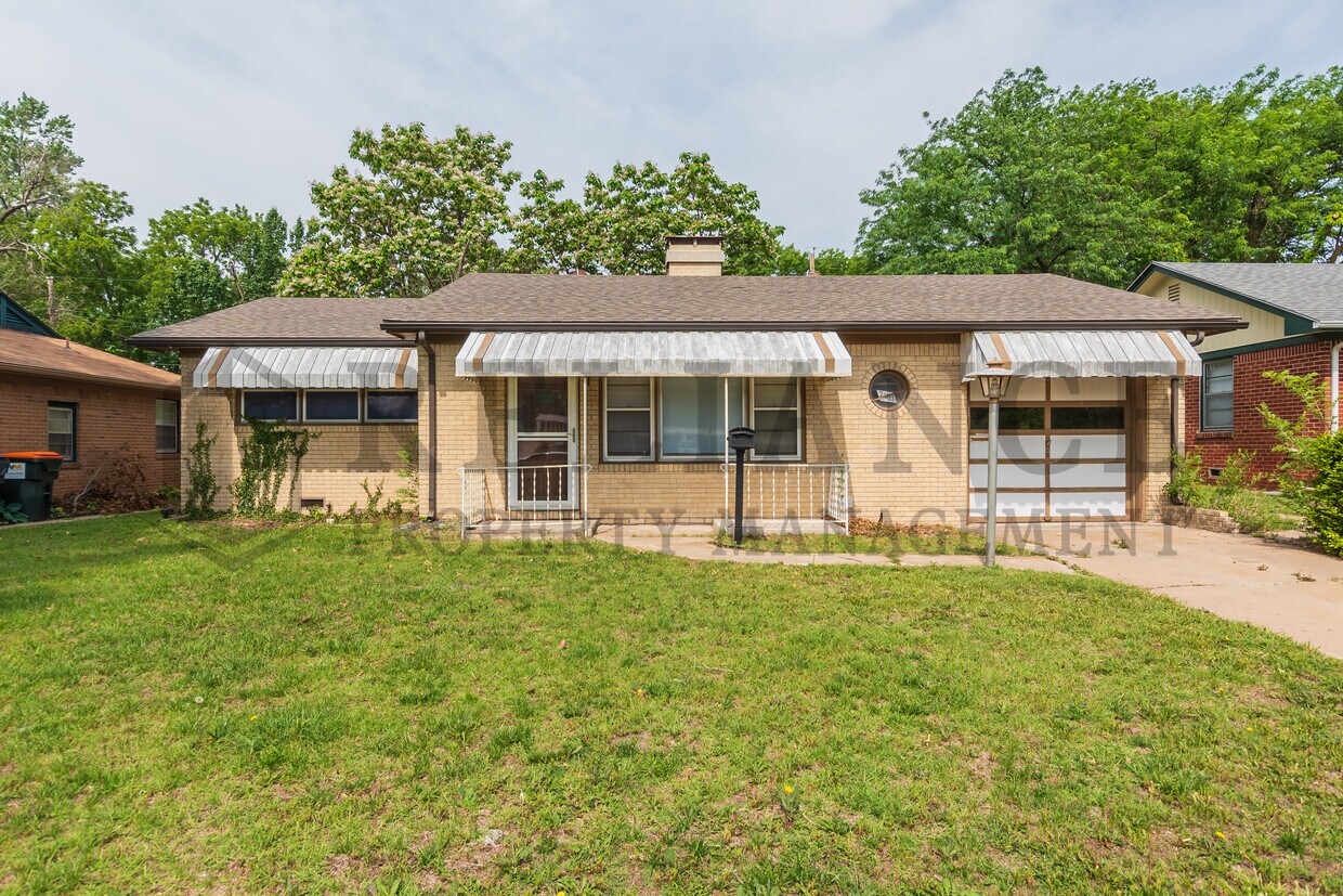 2011 S Edgemoor St, Wichita, KS 67218 House for Rent in Wichita, KS