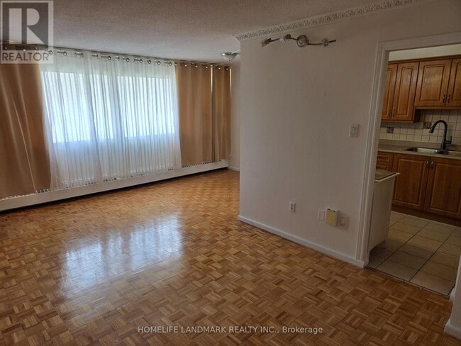Building Photo - 100 Leeward Glenway