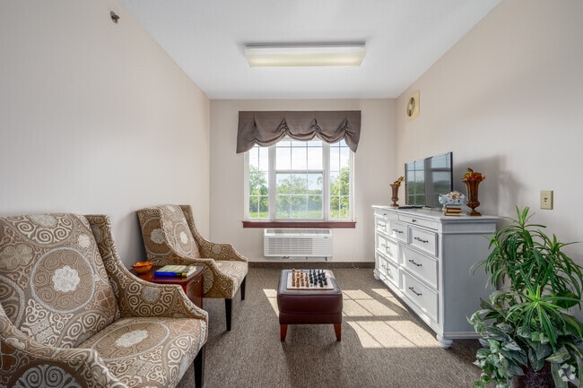 1BR, 1BA - 500SF - Living Room - Villages of Jackson Creek