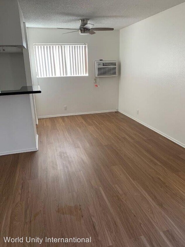 Foto principal - 11833 Gilmore St