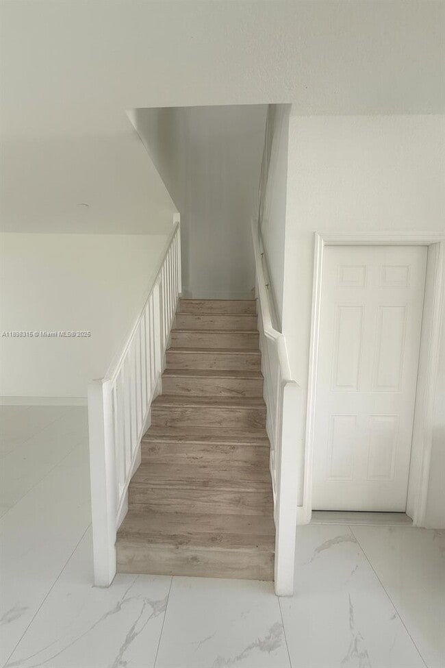 Building Photo - 1831 SW 145th Ave
