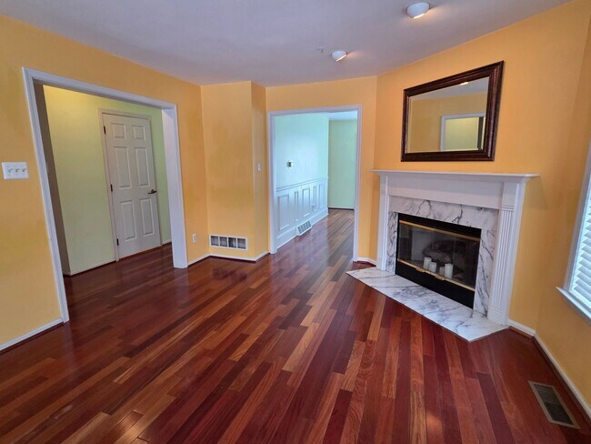 Foto del edificio - Beautiful Home Available in Evian!