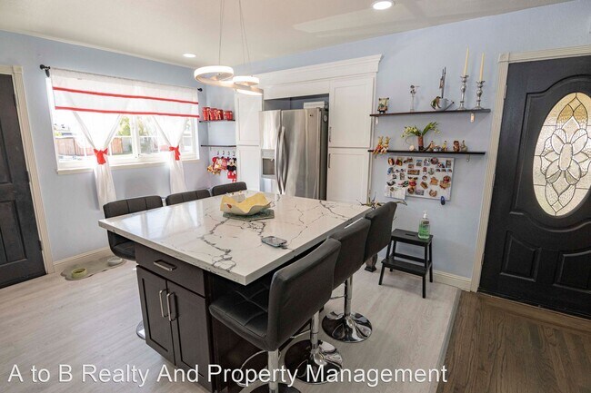 Building Photo - 4 br, 2 bath House - 14511 Buckner Dr