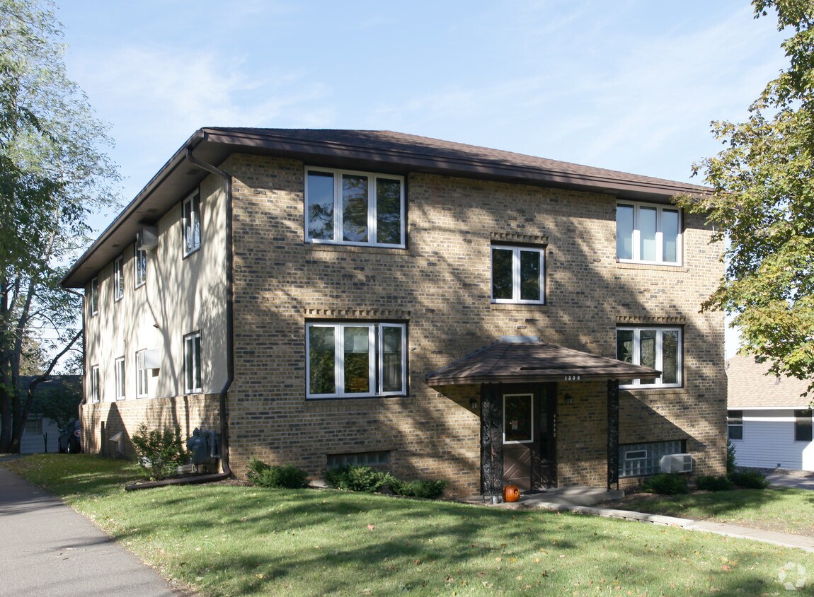 Foto principal - 1338 Jersey Ave S