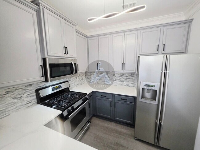 Foto del edificio - 4709 Liberty Square Dr
