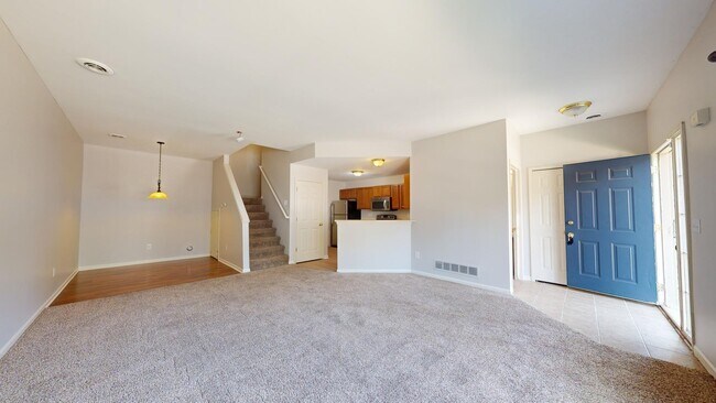Building Photo - 2048 Cloverly Ln