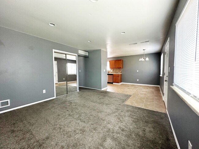 Foto del edificio - 30486 Townley St