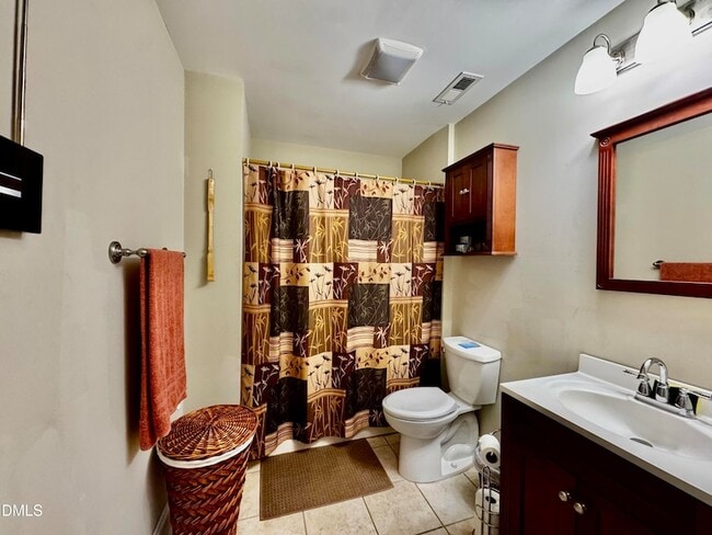 Building Photo - 5912 Currin Fox Ct