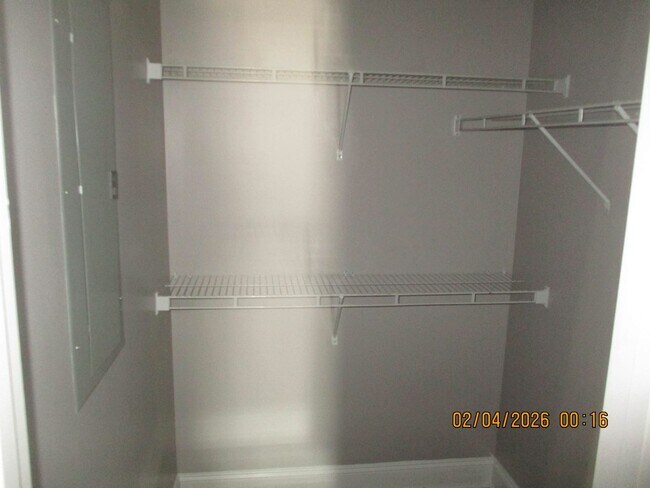 Building Photo - 114 Twelve Oaks Ct