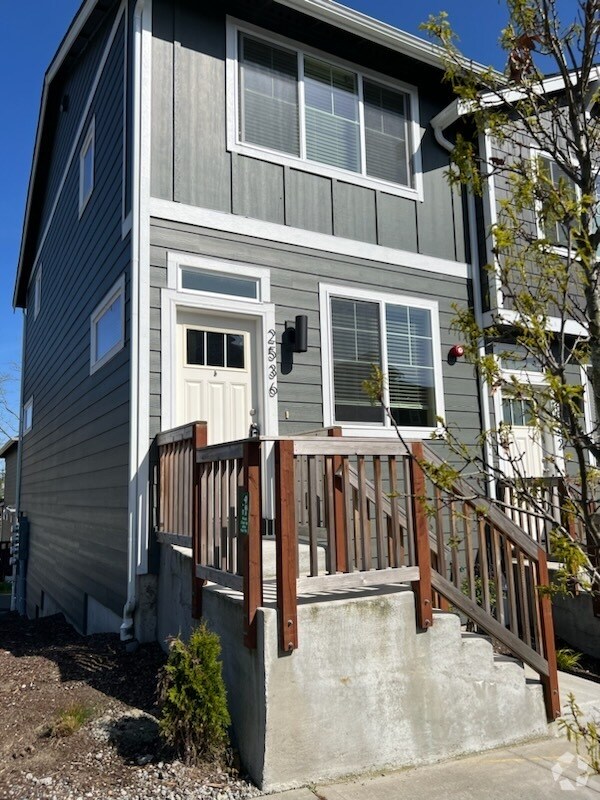 Apartments for Rent with a Garage Bremerton, WA 1 Rentals